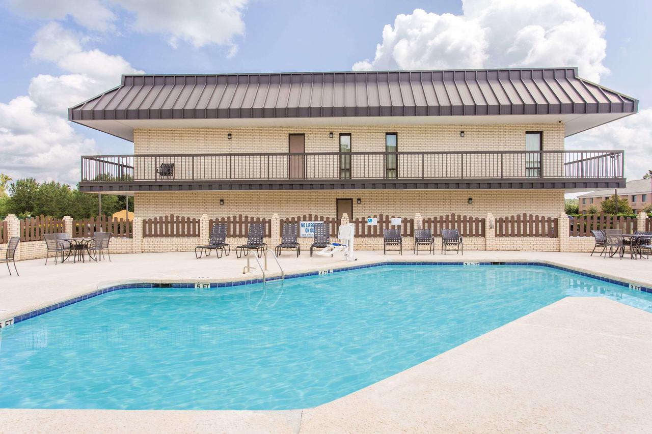 Days Inn By Wyndham Florence/I-95 North Exterior foto