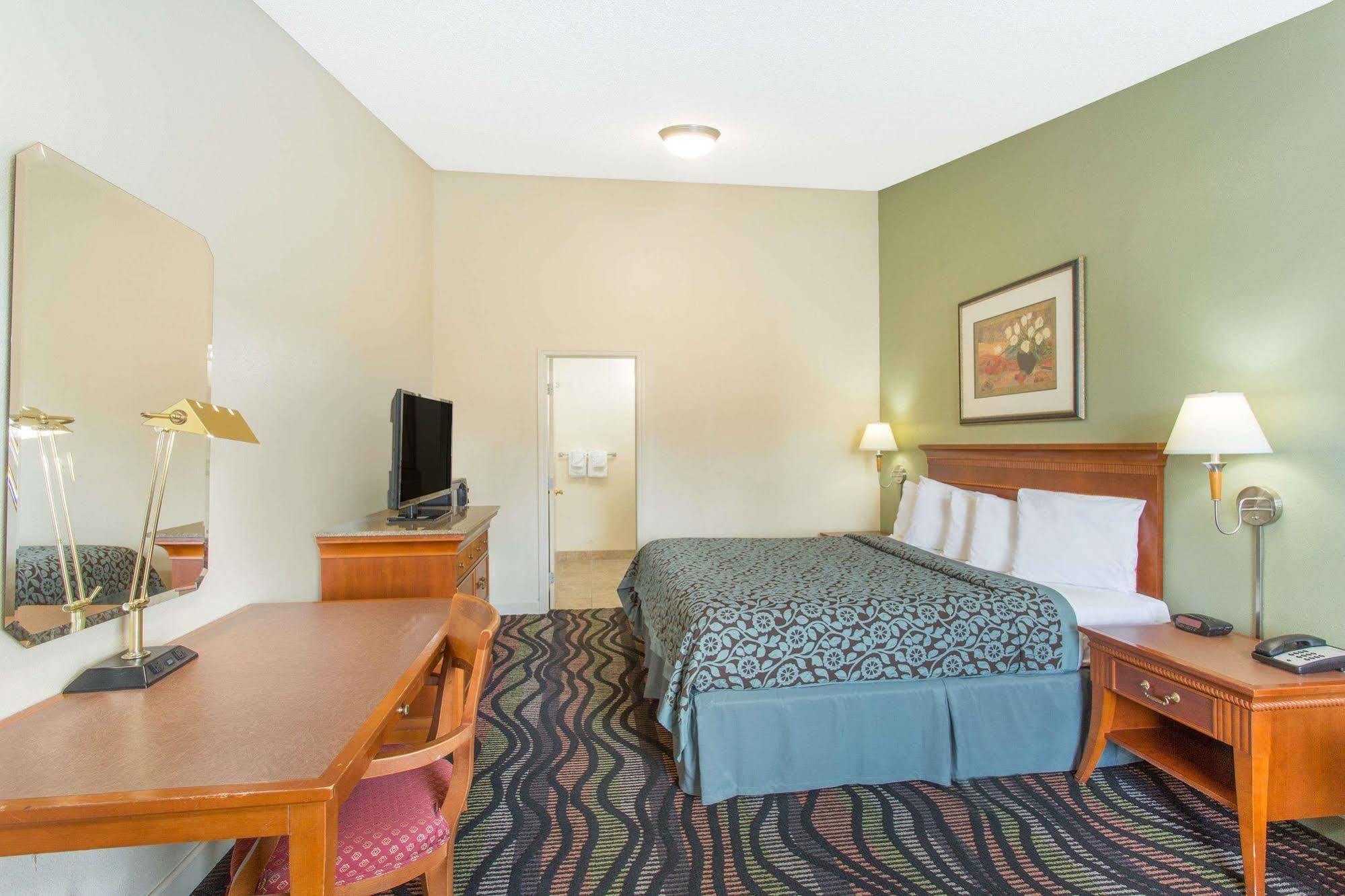 Days Inn By Wyndham Florence/I-95 North Exterior foto