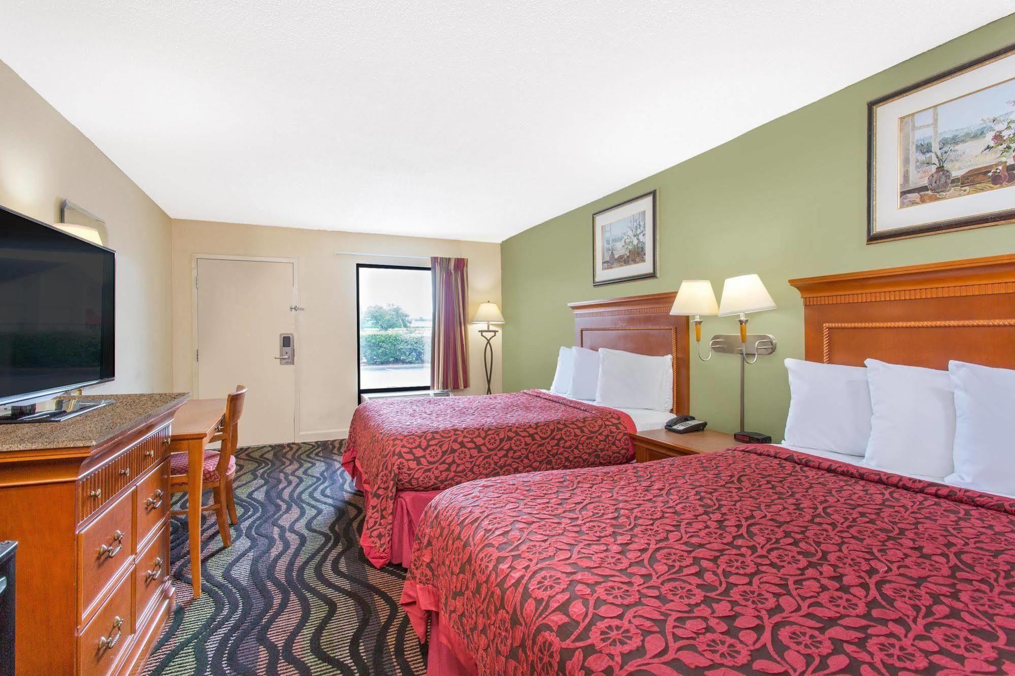 Days Inn By Wyndham Florence/I-95 North Exterior foto